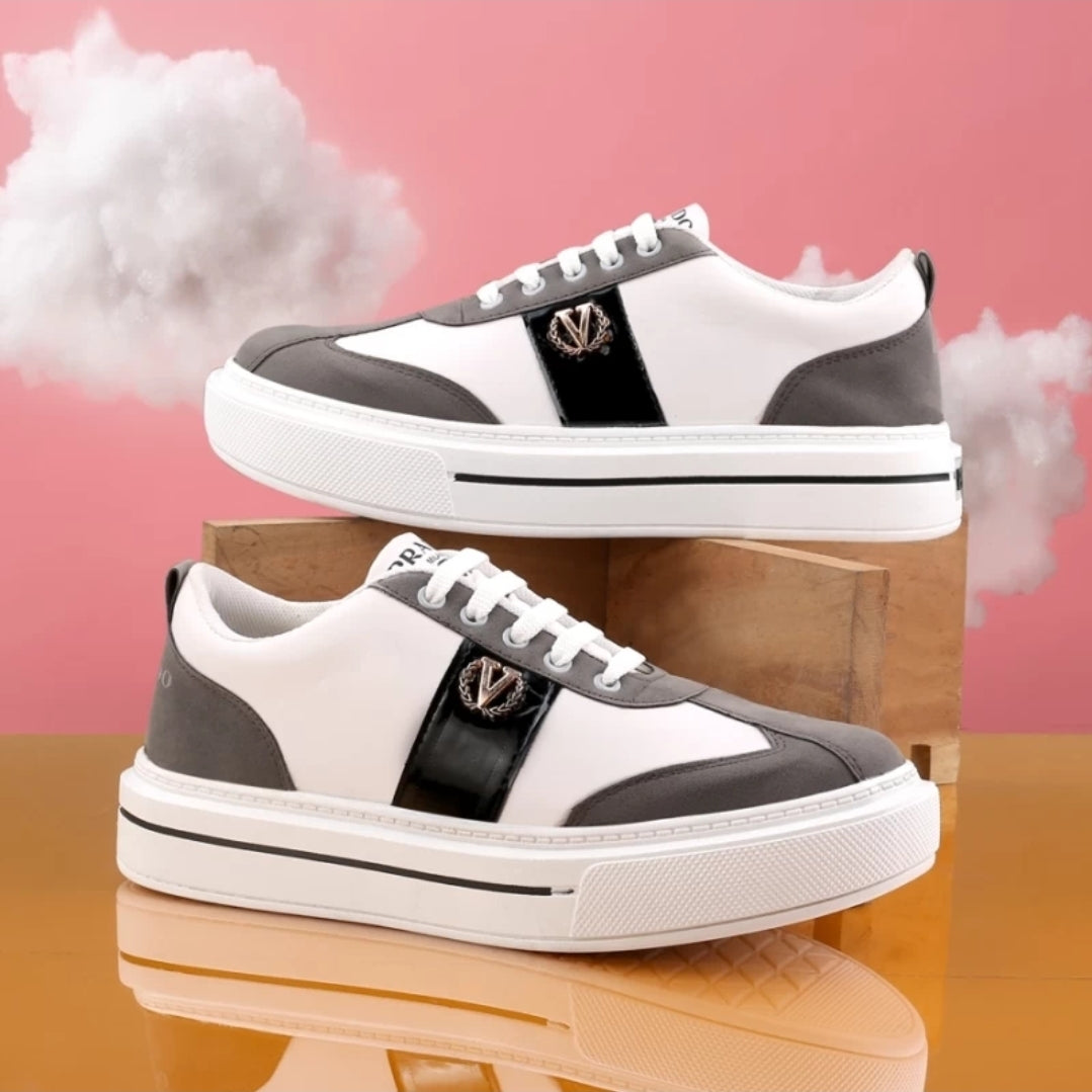 WUGATTI Stylish sneaker for trendy wear