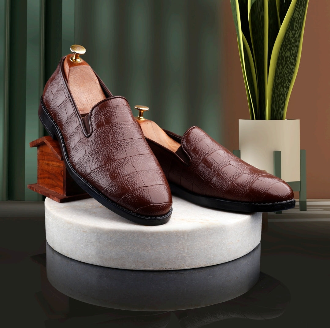 WUGATTI Unique Handcrafted Brown Leather Loafers