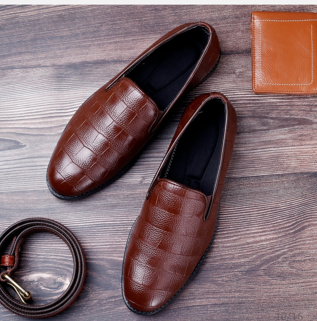 WUGATTI Unique Handcrafted Brown Leather Loafers