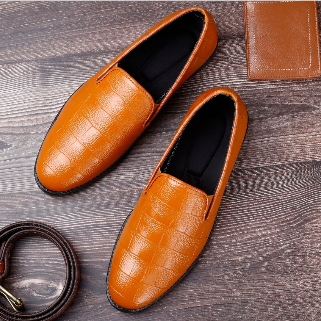 WUGATTI Unique Handcrafted Black Leather Loafers