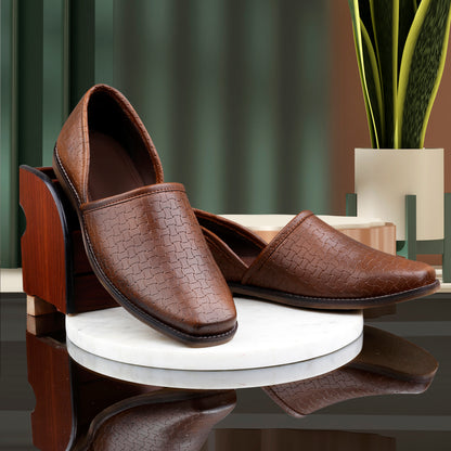 WUGATTI Special Handcrafted V cut Designed Loafer for men