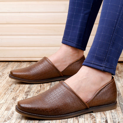 WUGATTI Special Handcrafted V cut Designed Loafer for men