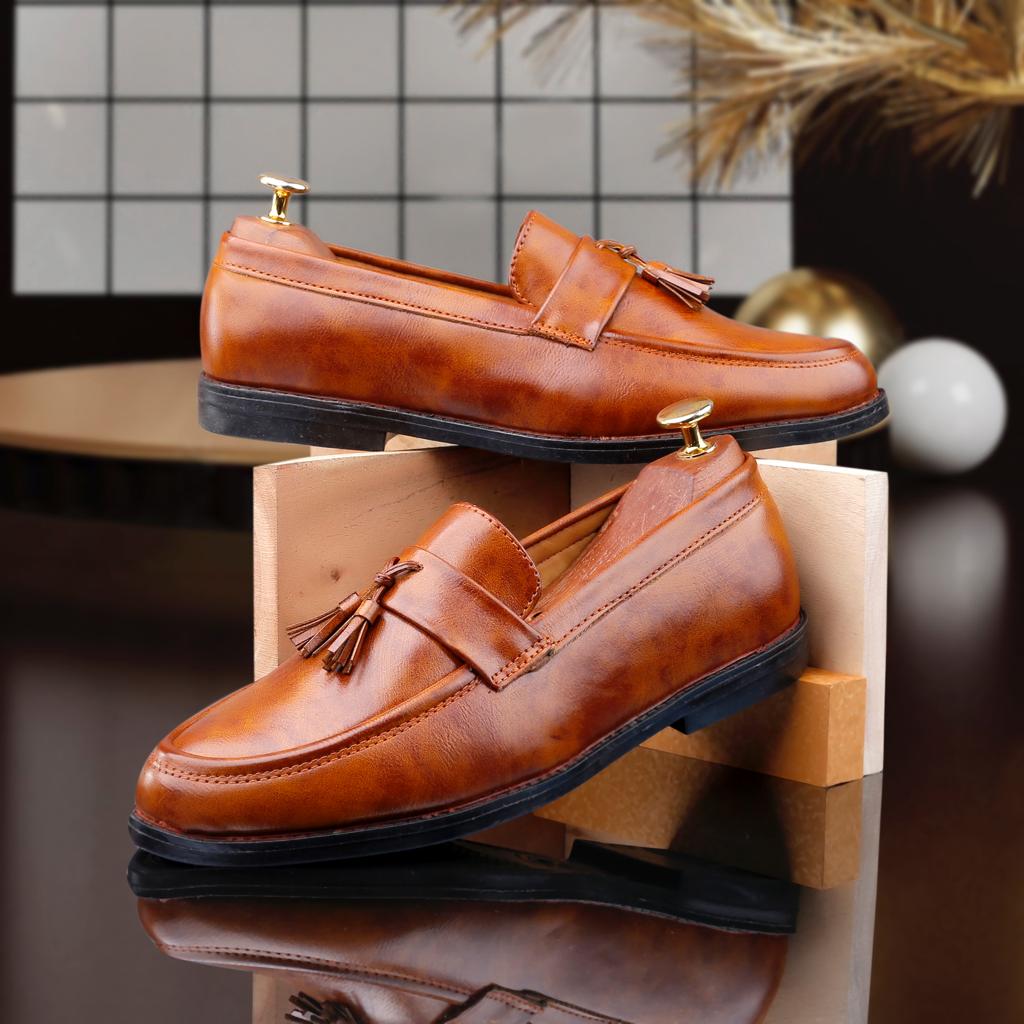 WUGATTI Stylish & Premium Quality Boat/Loafers For Men